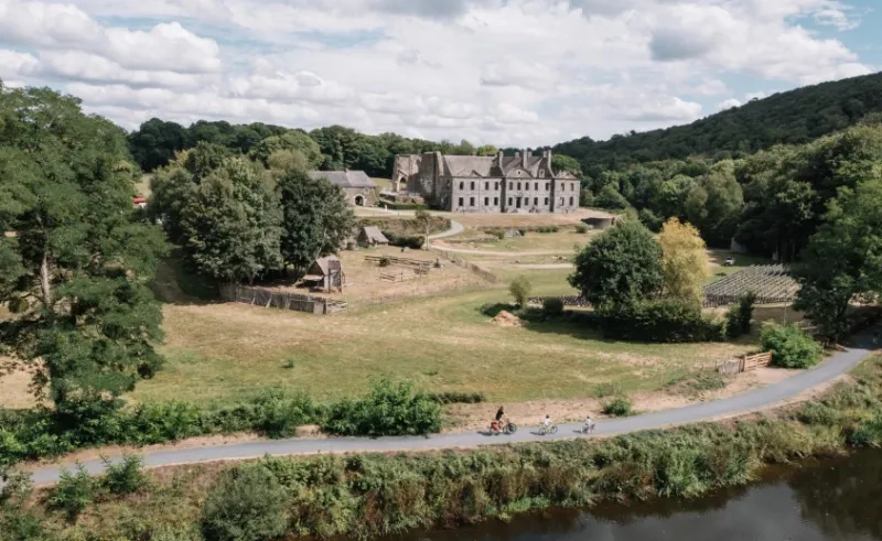 l'abbaye de Bon Repos