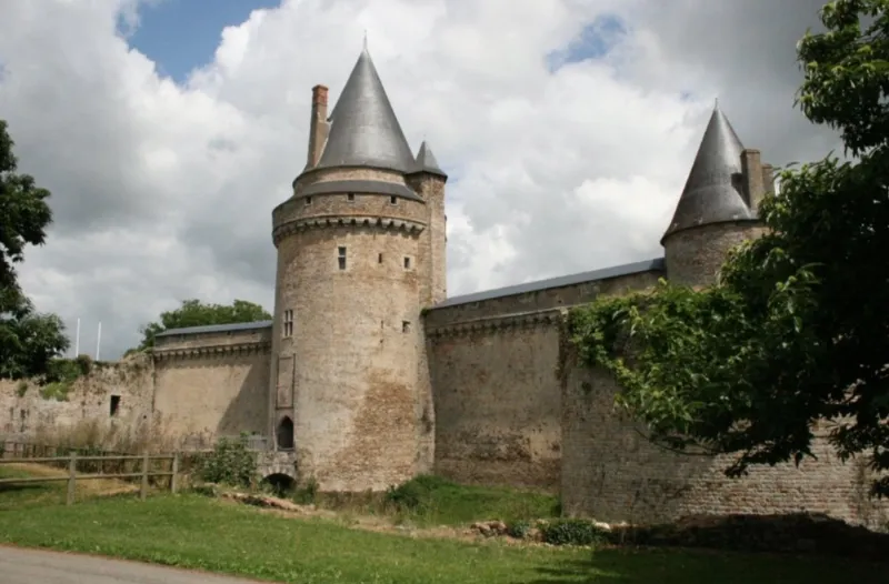 Lieu remarquable canal nantes brest, forteresse Groulain